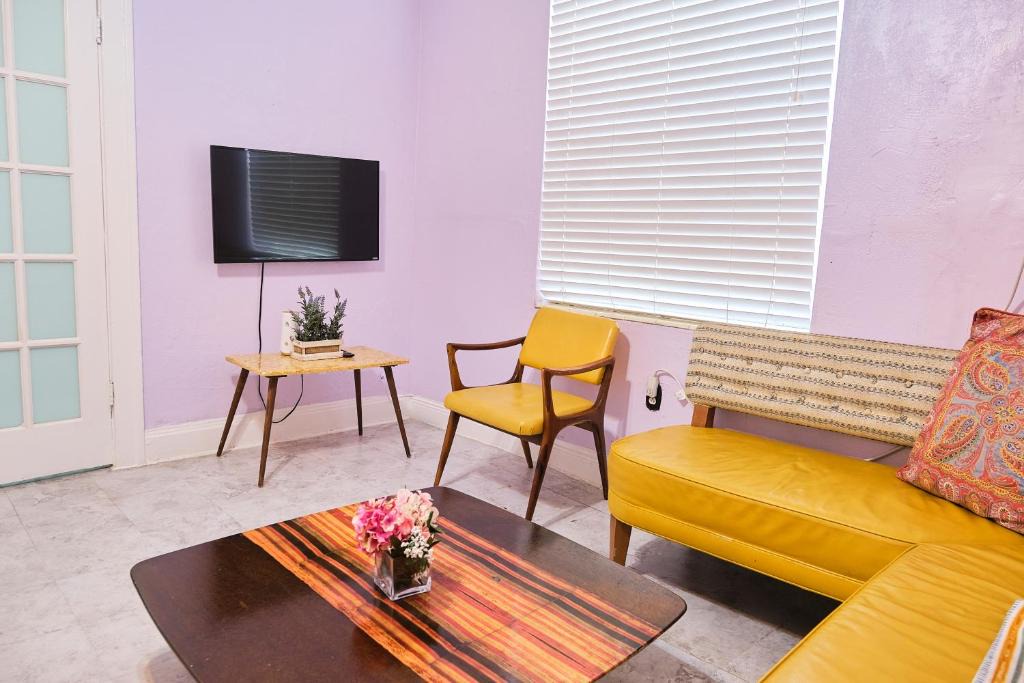 East Little Havana Apartment | The Marlin Rooster Apartments