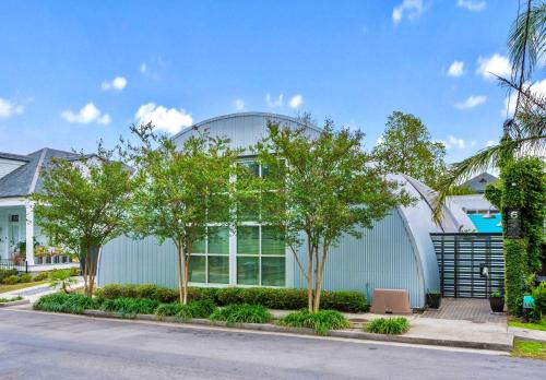 Bywater House | The Moon Quonset Hut Vacation Rental Heated & Chilled Pool
