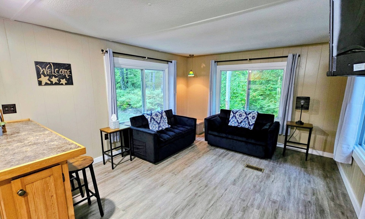 Luther House | The Northwoods Den- A terrific 2-bedroom house on 9 secluded acres in Luther MI