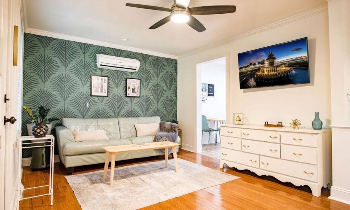 North Charleston Apartment | The Olive Nest - Cozy Large Studio on Remount