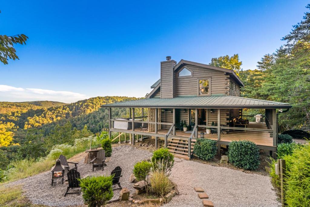 Ranger House | The Overlook at Talking Rock Creek Resort