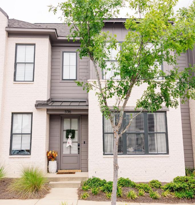 Oxford House | The Oxford Edit Chic 3BR, All En Suites Pool