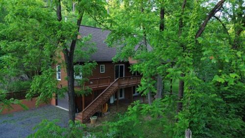 Linden House | The Pond Cabin