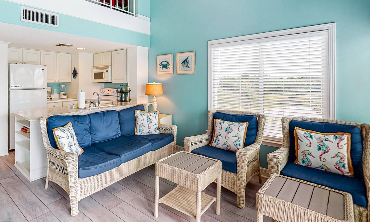 Fort Morgan Condo | Third-floor condo with balcony, close beach access, pools, hot tubs & tennis