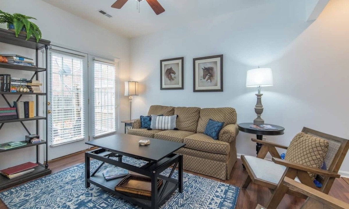 Open Gates House | This townhouse is a 4 bedroom(s), 3 bathrooms, located in Lexington, KY.