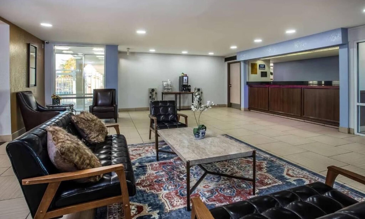 Fort Wayne Hotel | Three Rivers Motel