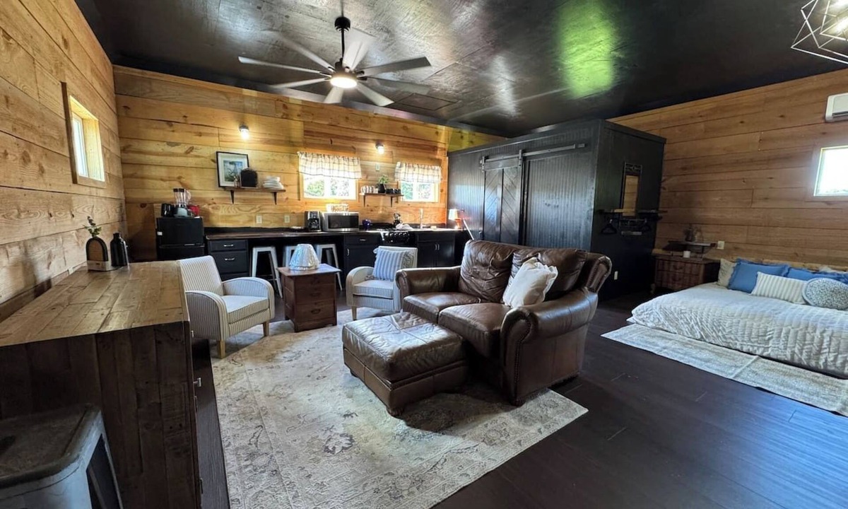 Fort Payne Apartment | Tiny Bear Studio in Fort Payne