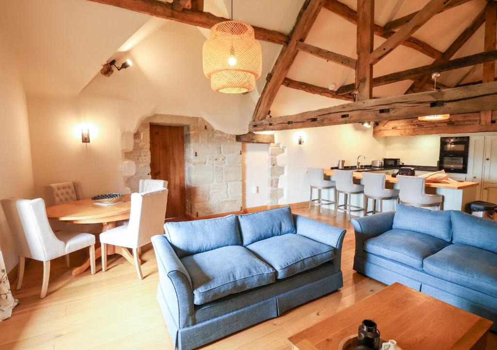 Melbourne House | Tithe Barn