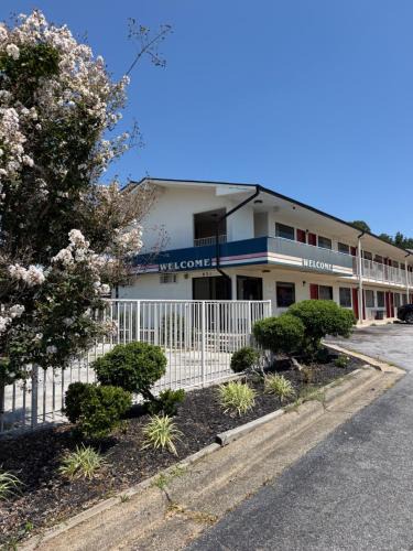 Greensboro Hotel | Travel Inn