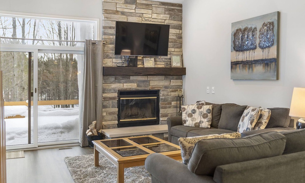 Harbor Springs Condo | Trout Creek #122 SHUTTLE TO NUBS! POOLS &Fitness!