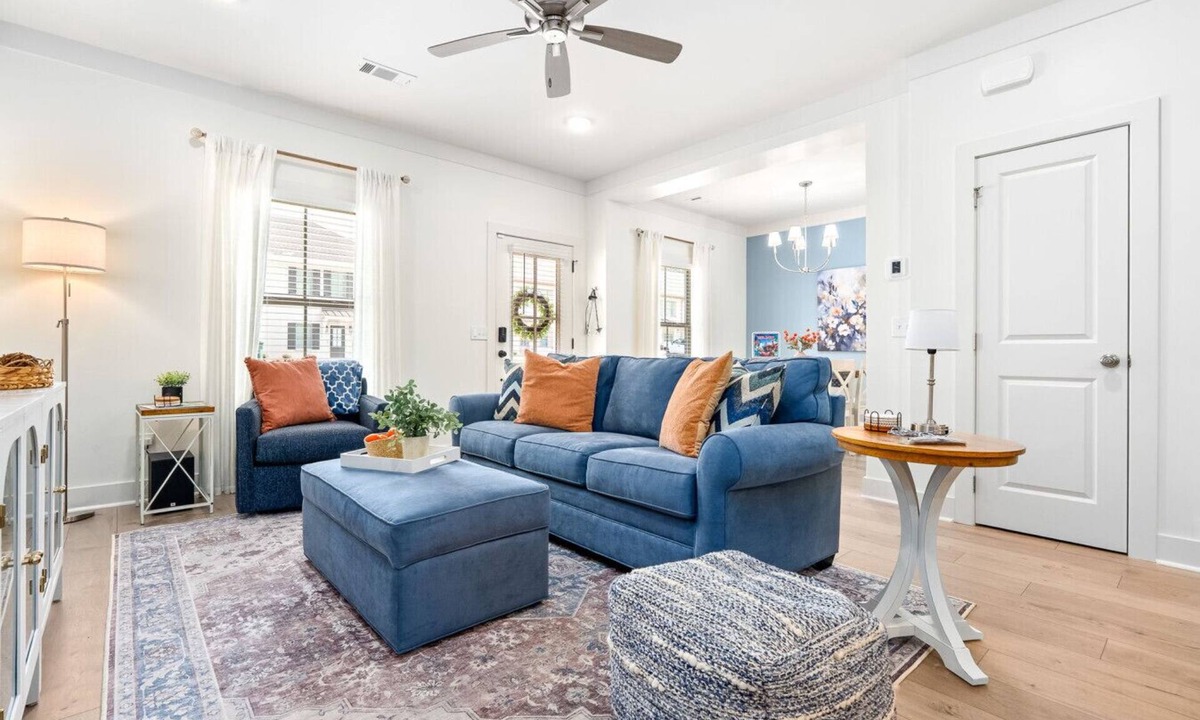 Auburn Villa | TTH-1.5mi to Stadium/Neville Arena,Parking,K&Q plus sofa bed, I-85 access, Buccees