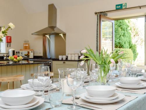 Dyrham House | Tull