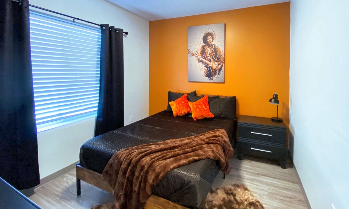 East Nashville Condo | TWO Condos! Side by Side Curated Suites! Sleeps 18! Parking!