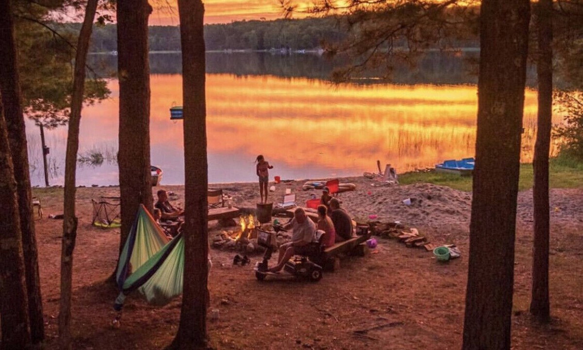 Irons Cabin | Two Lakes Lodge - Large Cozy Cabin on 2 Lakes with Private Beach and 10 acres!
