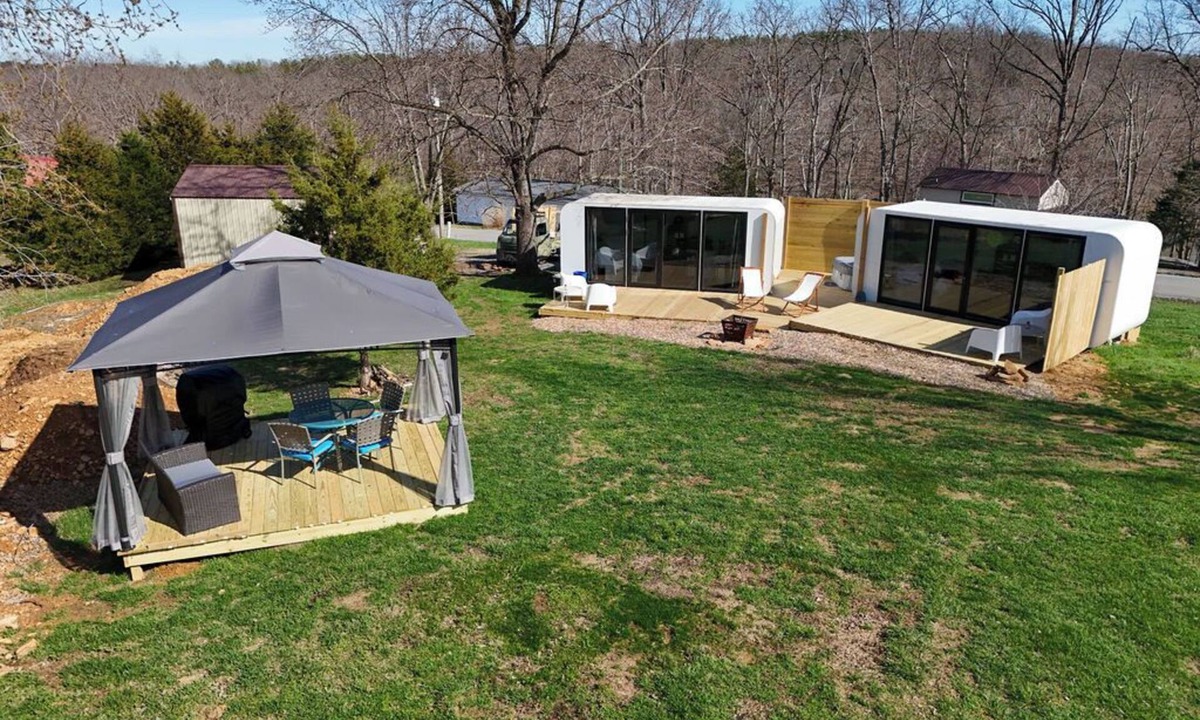 Goreville Cabin | Two Little Birds 2 Studios Firepit Lake