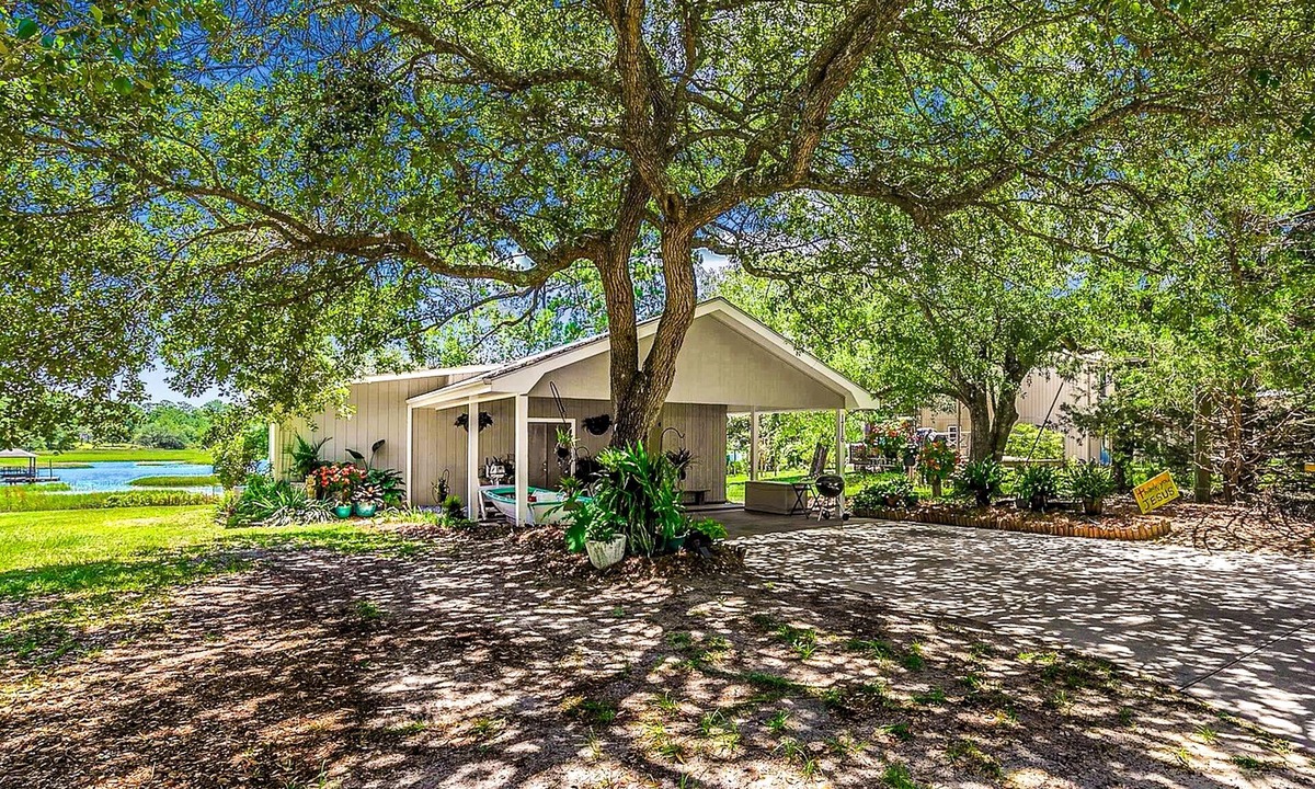 Shallotte House | Unique riverfront home with two suites, high-speed WiFi, & private dock