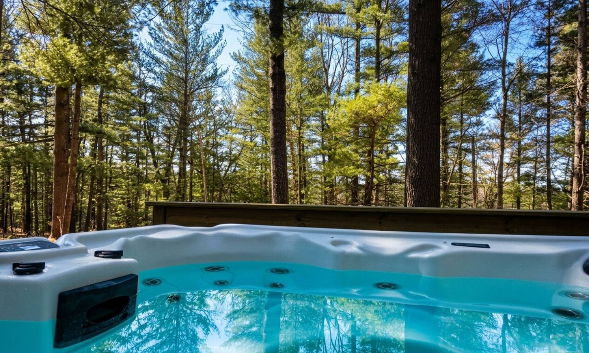 Lake Arrowhead Cabin | UpNorthGetaway~HotTub Trails Lakes Nature Ski Snowmobile Nature Vacationland