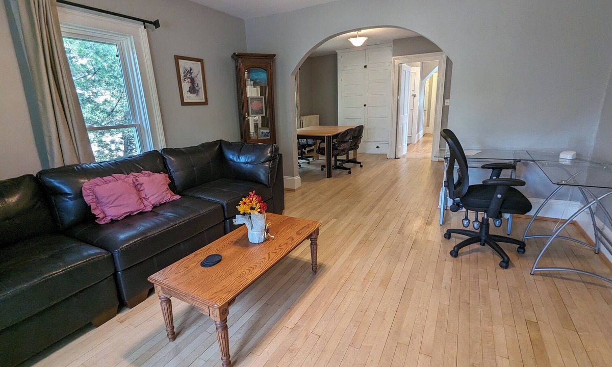 Chippewa Falls Apartment | Upper 2-bedroom apartment near down-town Chippewa Falls