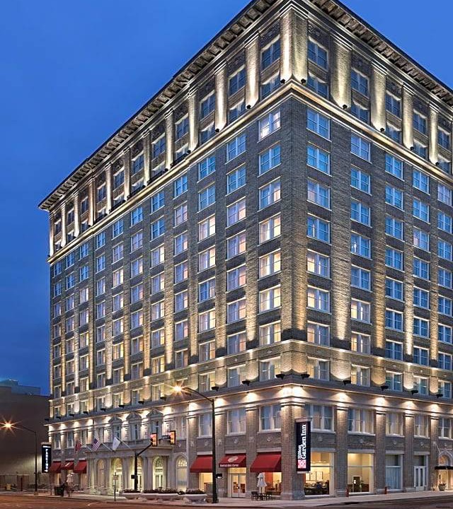 Downtown Jackson Hotel | 3-Star Hotel ∙ Hilton Garden Inn Jackson Downtown