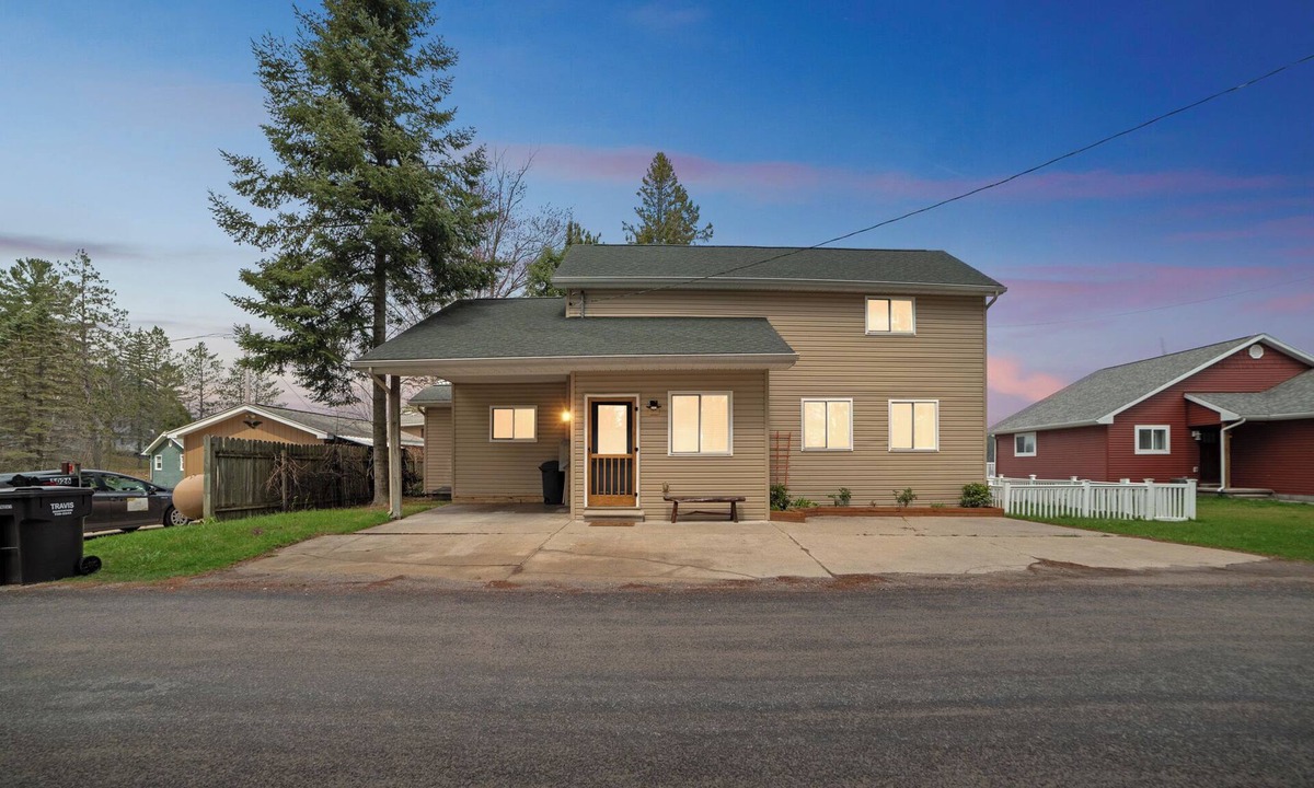 Curtis Township House | Vaughn Lake Escape: Sun, Sand & Summer Fun – Your Lakefront Escape Awaits!