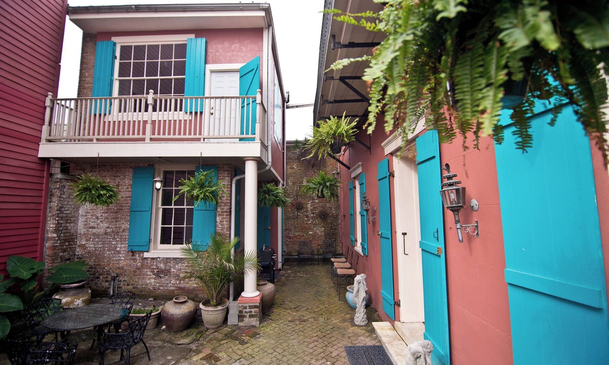 Treme Bed & Breakfast | View Carrie de Maison - 1 block to French Quarter