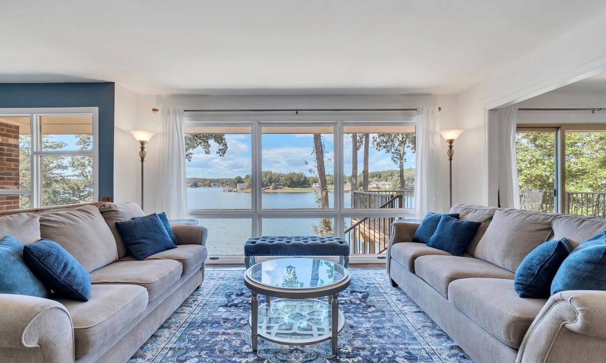 High Point House | "Views to die for" Near HFB/Dock/Kayaks/Patio/Deck/Grill/GmRm/FirePit/Families!