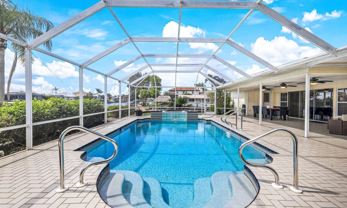 Pelican House | Villa Bimini