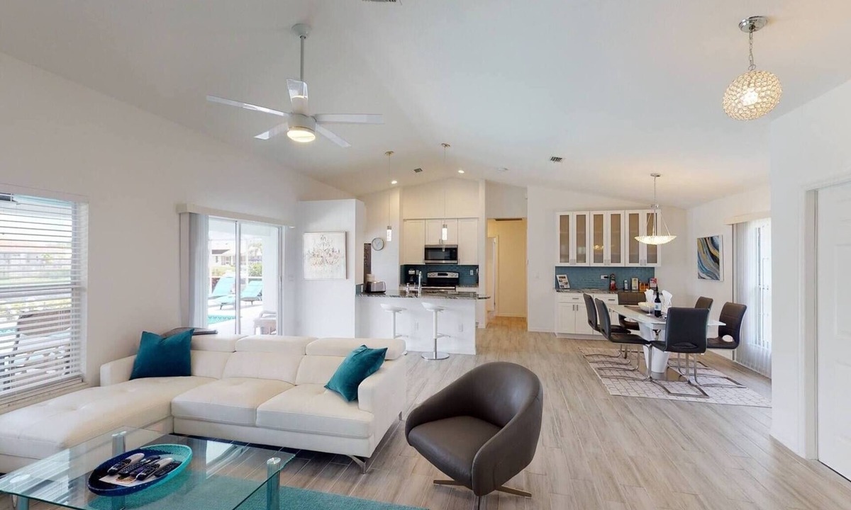 Pelican House | Villa Chez Nous