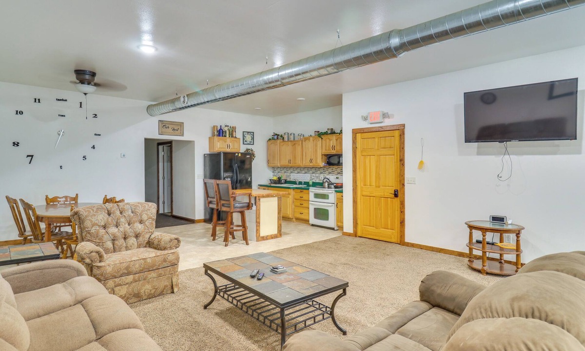 Gary Apartment | Walkable Main St Studio Near Lake Cochrane