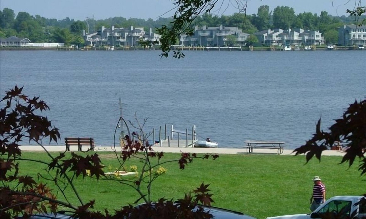 Saugatuck Apartment | Water & Park Views in Suite #2 on Periphery of Downtown Historic District