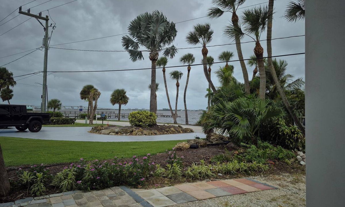 Jensen Beach Apartment | Water View Studio near downtown