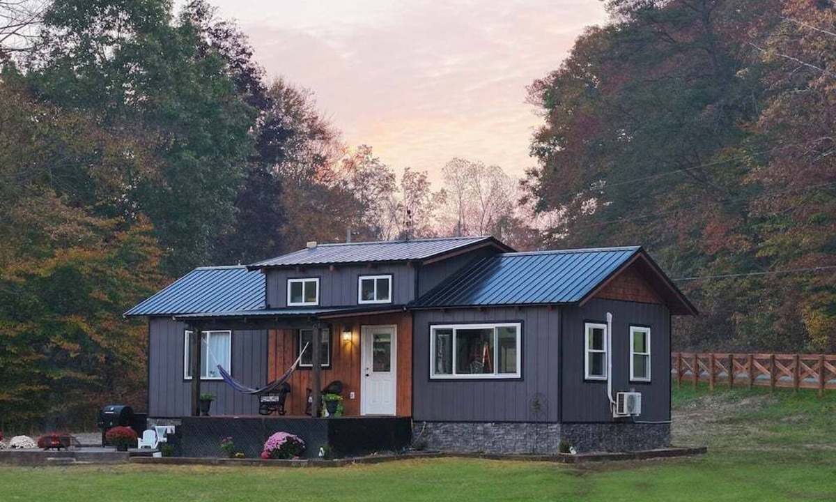 Ella House | Waterfront Cabin w/Wildlife & Fire Pit