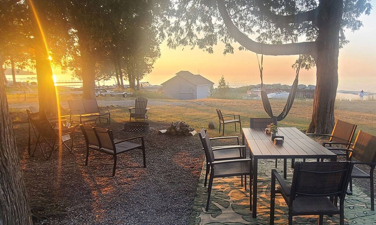 Gills Rock Cottage | Waterfront Cottage Nestled in Picturesque Setting, Gills Rock