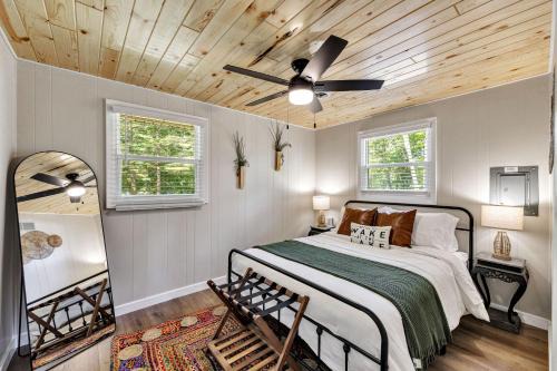 Lakewood House | Waubee Lake remodeled cozy cottage on ATV trails!