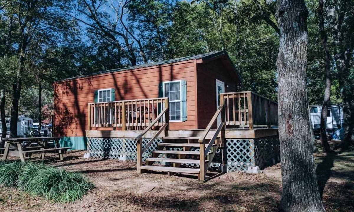 Carlisle Cabin | Weatherford Hideaway! Full Kitchen, Outdoor Pool, Near Peek-A-Boo Petting Zoo