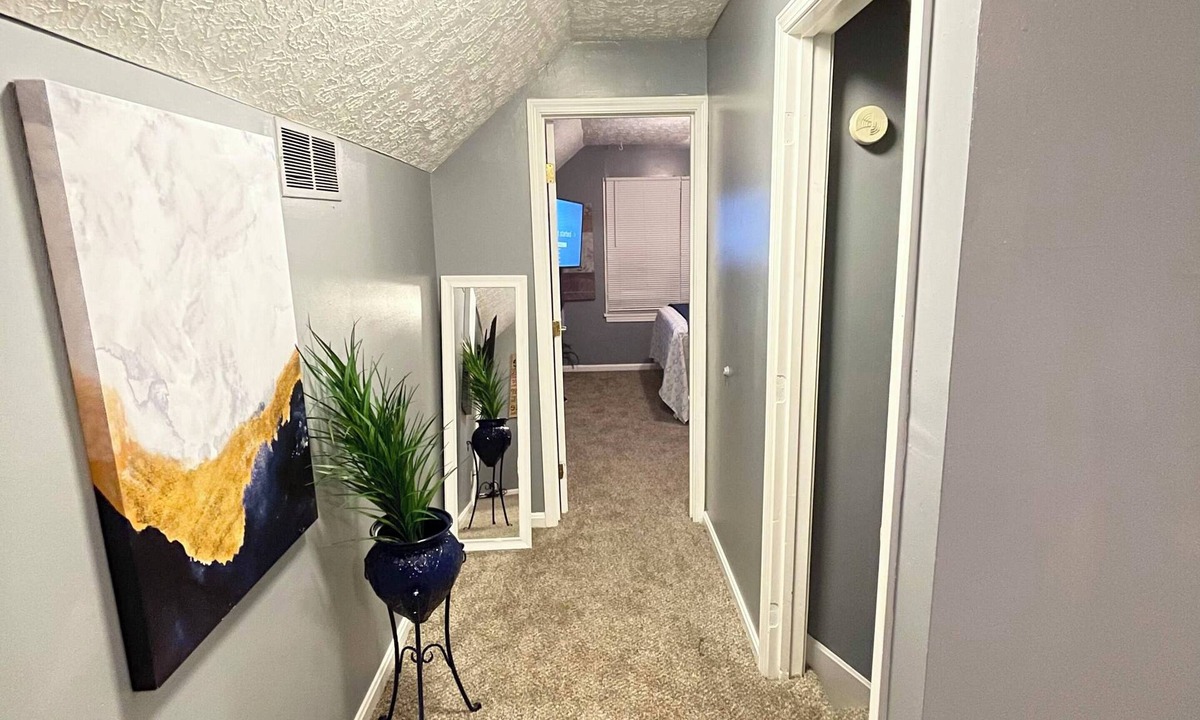 Algonquin House | Welcome to Cheerful House