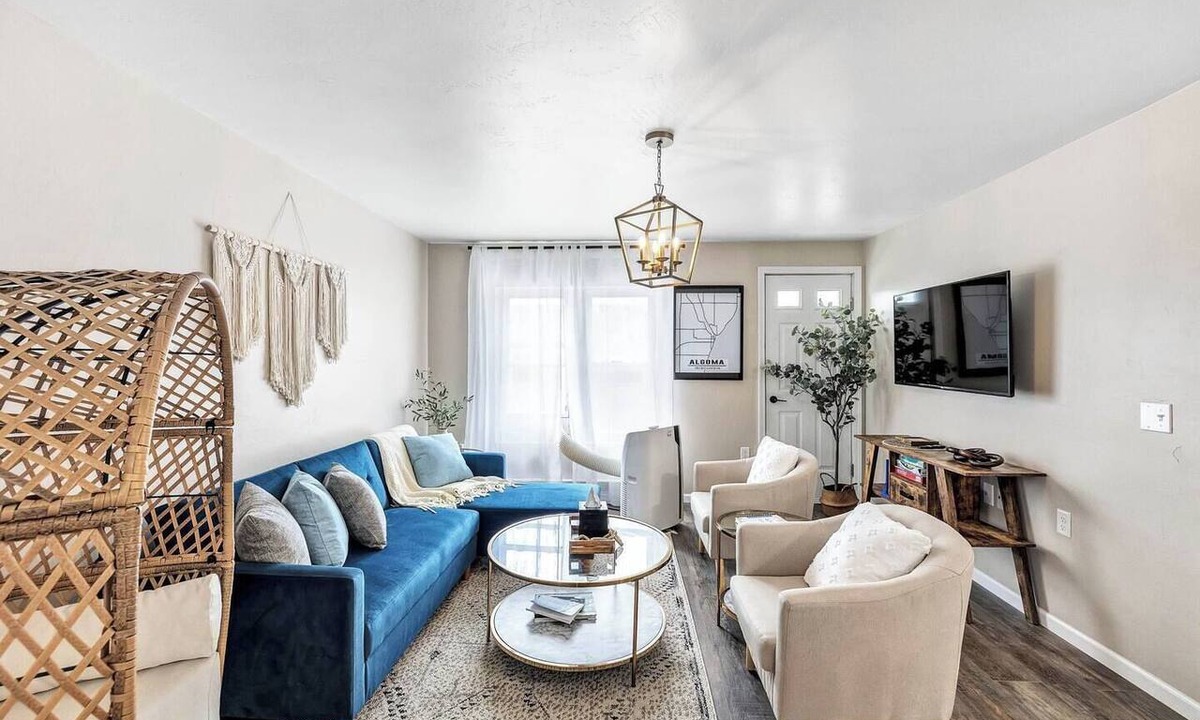 Algoma Apartment | Welcome to The Steele Magnolia! Completely renovated 2 bed/1ba plus bonus pull out futon couch. We are located directly across the street from Von Stiehl Winery and are just a few minutes walk to Crescent Beach!