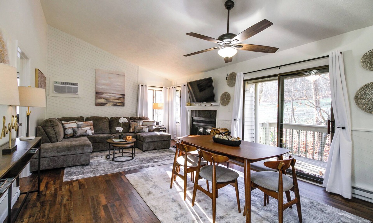 Nellysford Apartment | Wintergreen Ski Resort Condo w/Golf Access!