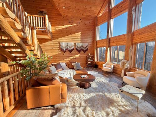 Marshall Ski Chalet | Wolf Laurel Lodge - Luxury Log Cabin Retreat for Private Gatherings