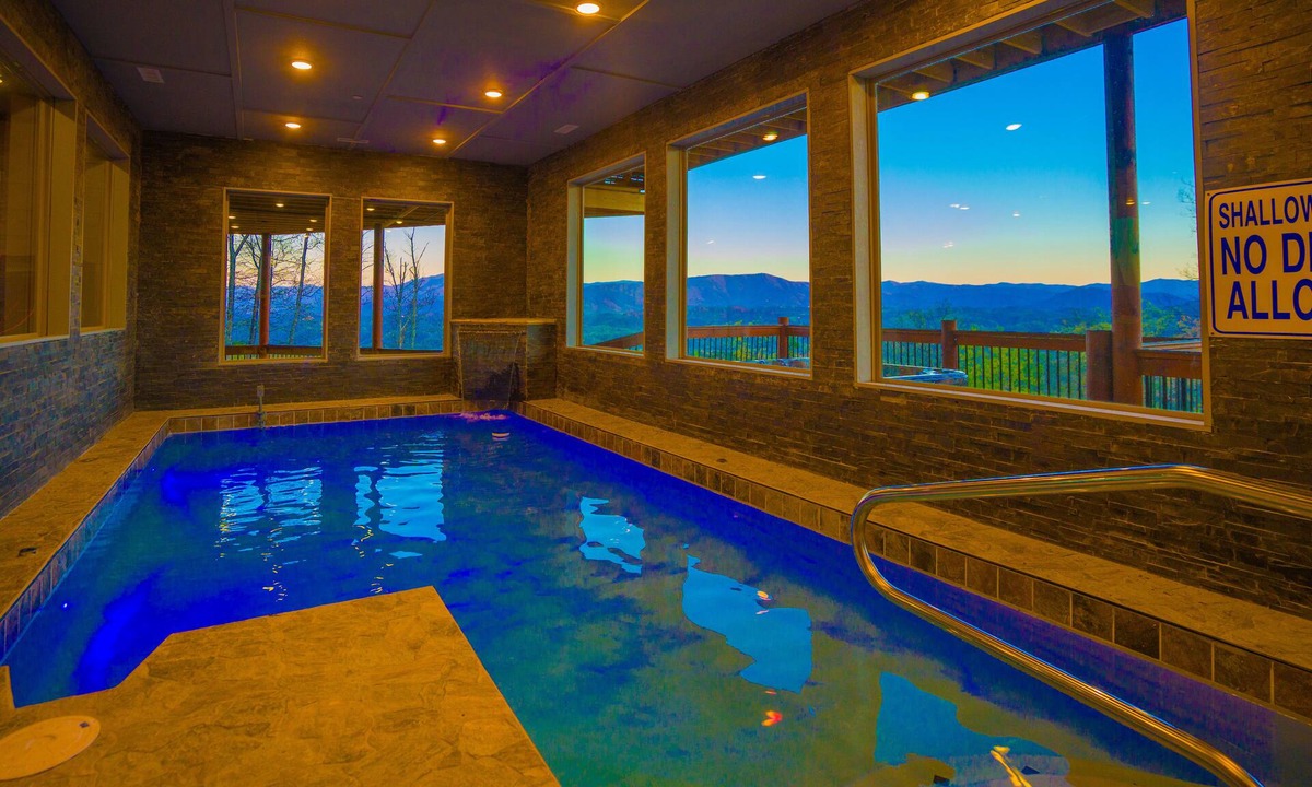 Sevierville Cabin | Wonderland Lodge: Mtn Views, Pool, S/Secluded, Games Theater, wifi, hot tub.