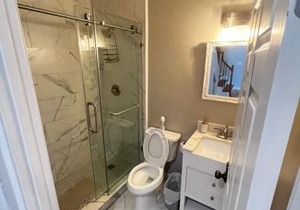 Atlanta Unit 2 Room 3 - Atlanta Bests Kept Secret Private Bedroom & Bathroom