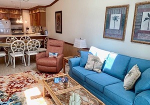 Beautiful Oceanfront Condo On 4th Floor - Steps From The Beach. Linens Incl. !