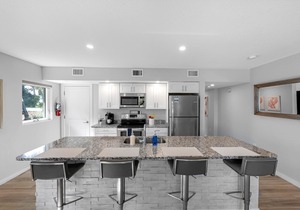 Escape Coastal Resort & Marina - 1 Bed 1 Bath Villa - Unit 4