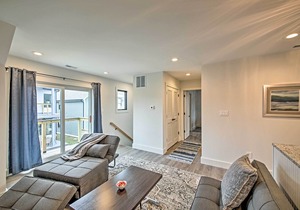Modern Indianapolis Condo < 2 Miles to Downtown!