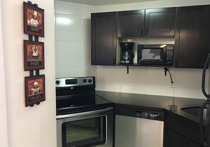 Ocean Manor Beach Resort – 2 Condos Combo Sleeps 8 Pool, Spa & Beach