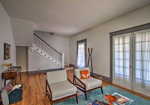 Stylish Home Less Than 1 Mile to Historic District!