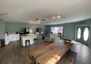 The Nest - Located in the Heart of Nashville Indiana!