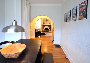 Walk To Great Restaurants, Shops, Vanderbilt, Belmont & Hillsboro Village!