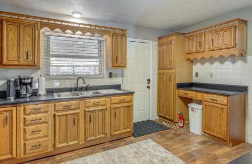 Belle Apartment | 1/2 Mi to Kanawha River: Quiet Escape w/Patio