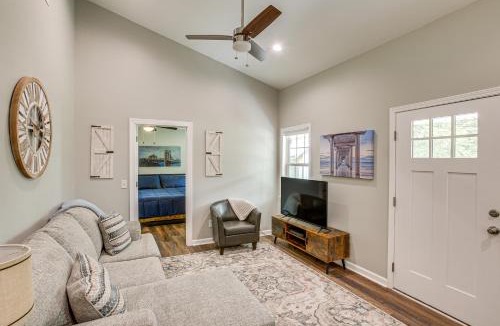 Franklin House | 1/2 Mi to Kentucky Downs: Franklin Home w/Patio!